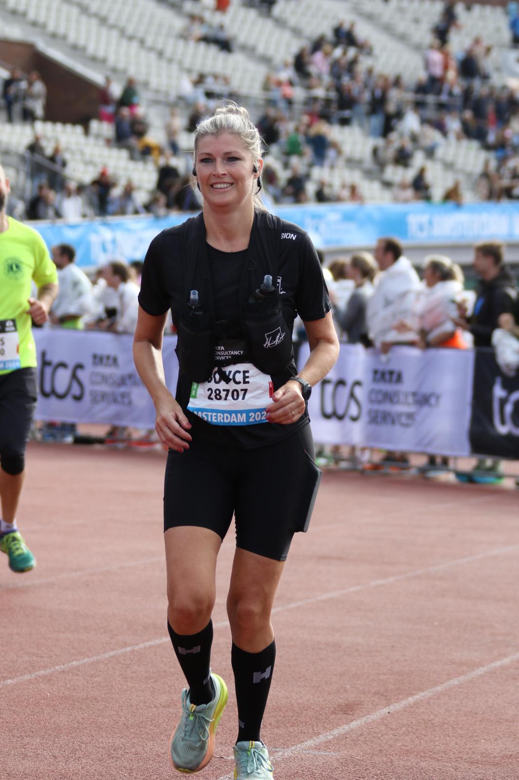 C173b607 22A4 45Ab 8A12 7D68769fe95e